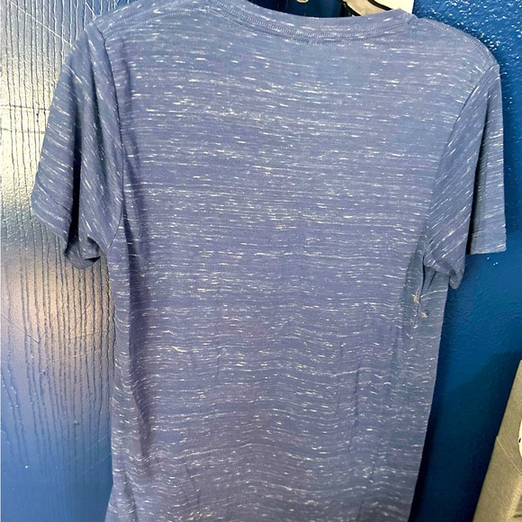 Qty 2 Graphic T’s in Size Small - Picture 5 of 6